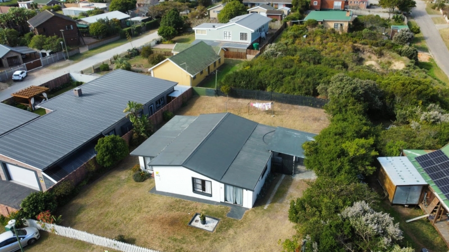 4 Bedroom Property for Sale in Sedgehill Western Cape